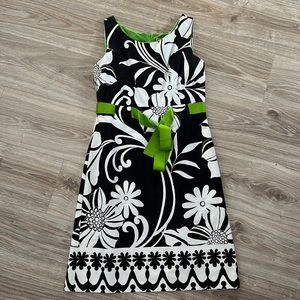 Black and white sleeveless sheath dress